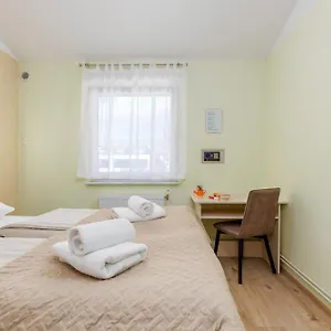 Ana-maria Apartman